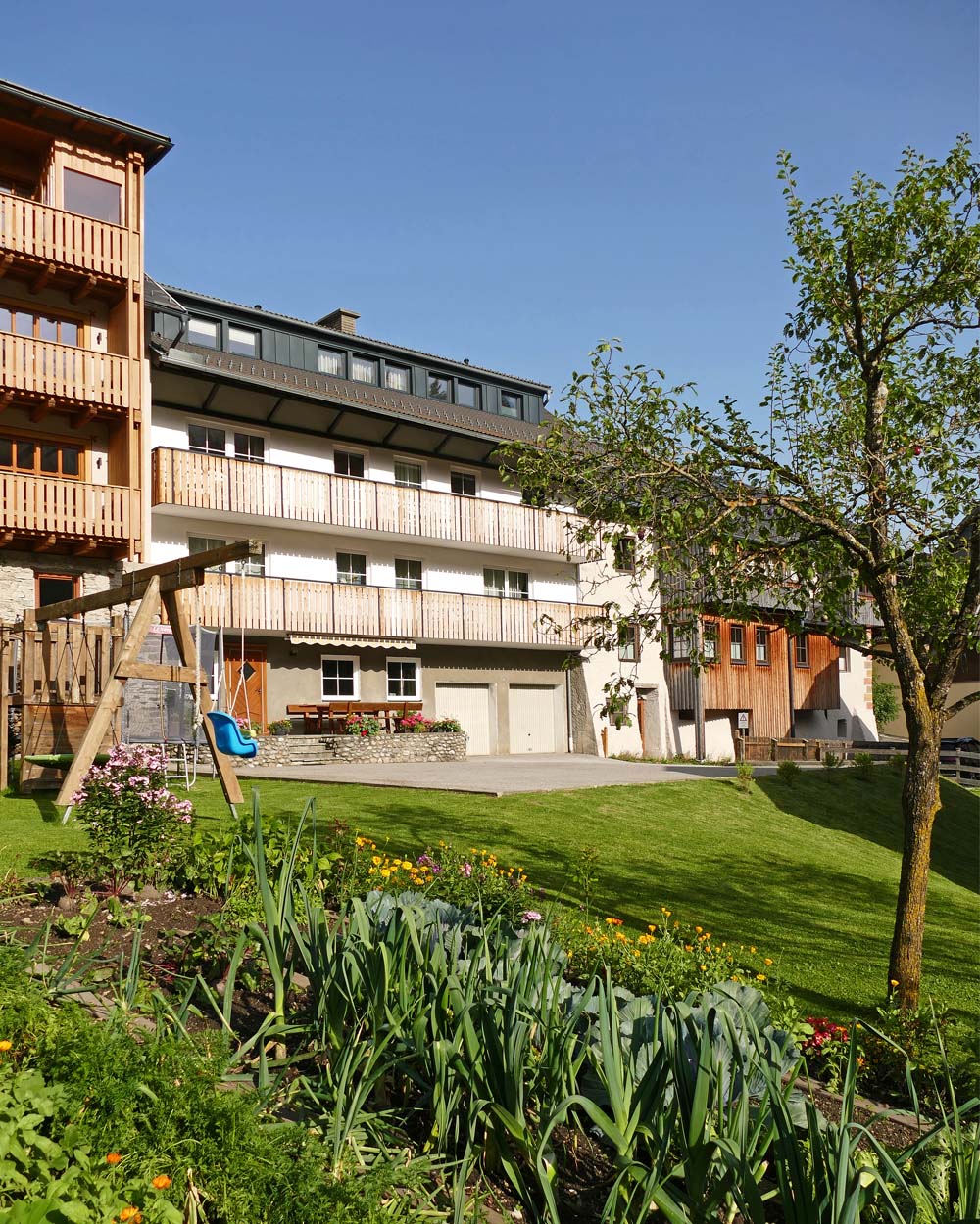 Familien Appartements & Ferienwohnungen in Mauterndorf mit Garten und Spielplatz. Urlaub mit Kinder.